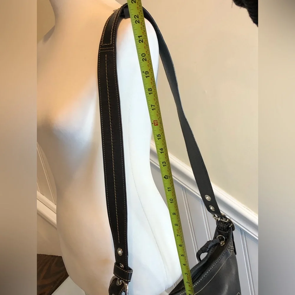 Vintage COACH Black Leather Duffle Exterior Zip Pocket Crossbody Shoulder Bag - Picture 8 of 15